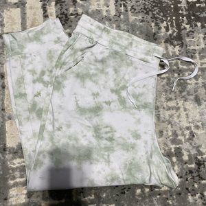 Reebok capri length multi-color joggers